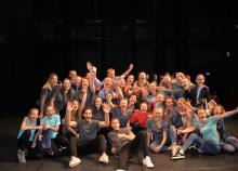 <a href="/actualites/retour-sur-les-rencontres-nationales-de-danses-2018-mouvaux" class="active">Retour sur les rencontres nationales de danses 2018 à Mouvaux</a><div class="smartphoto_back_link"><a href="/multimedia">Retour aux albums</a></div><div class="smartphoto_date_album">Album publié le 23/05/2018</div>