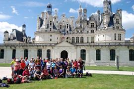 groupe randonneurs devant château de Chambord